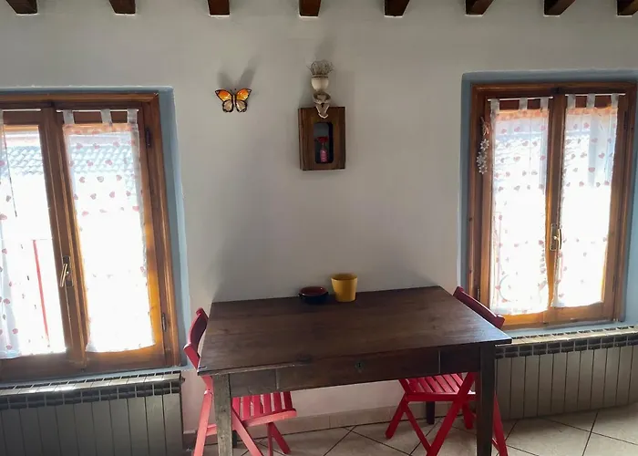 Independent Little Loft In Apartament Modena